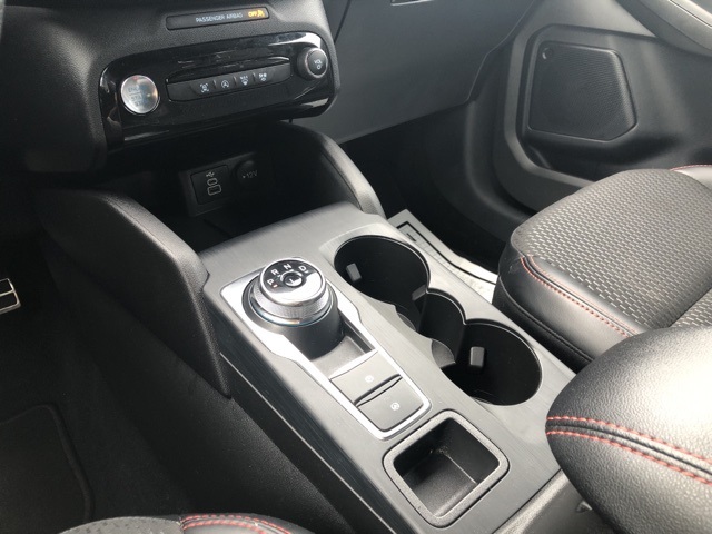 2024 Ford Escape ST-Line photo 18