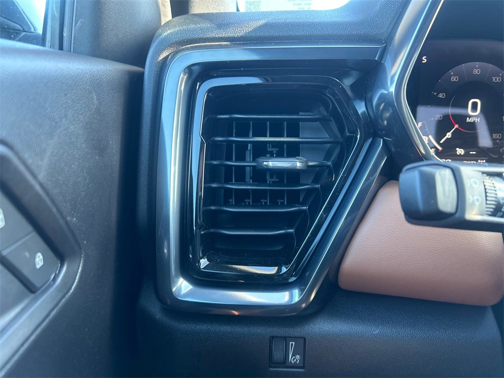 2026 GMC CANYON - Image 17