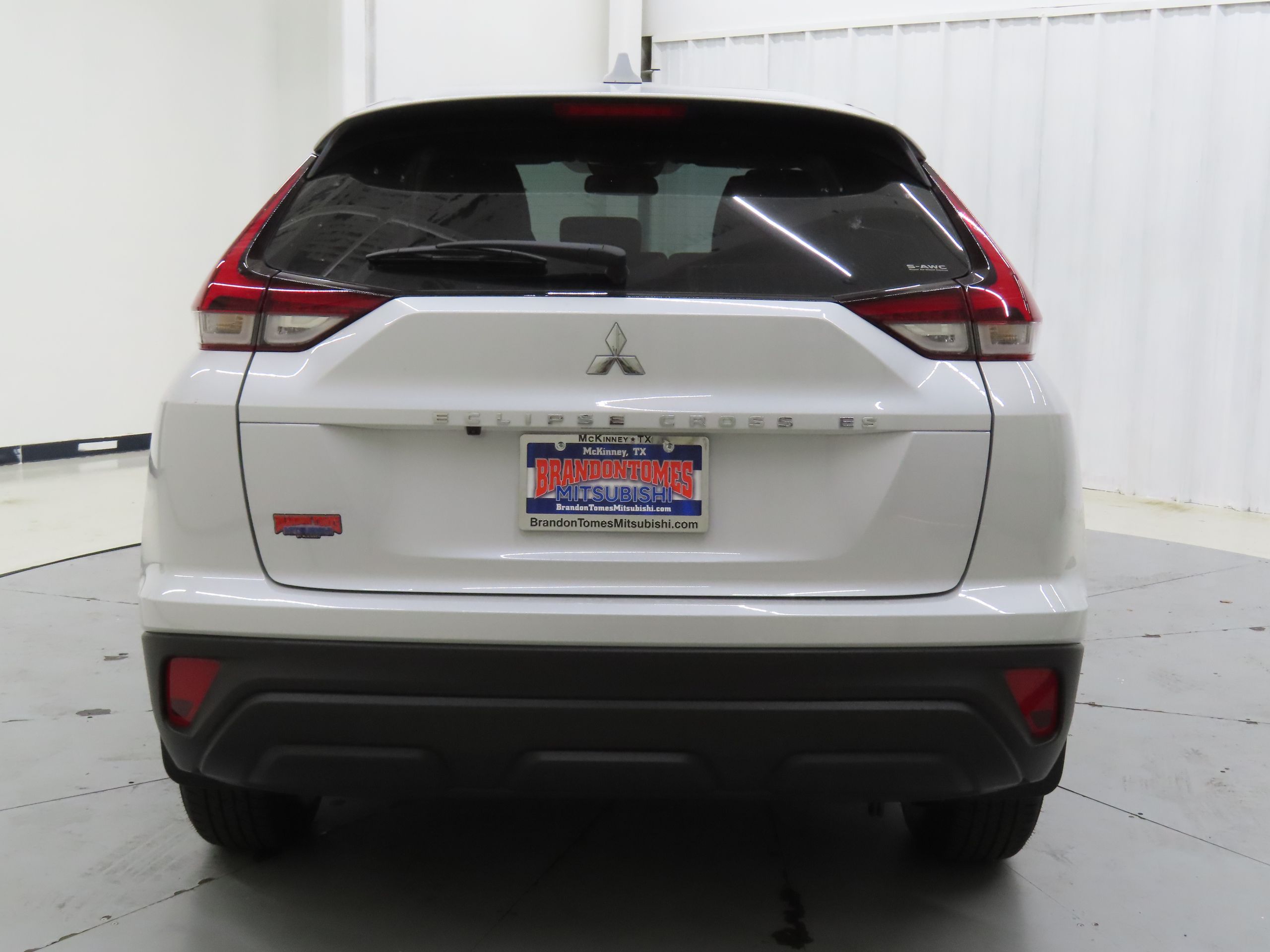 2026 Mitsubishi Eclipse Cross ES photo 4