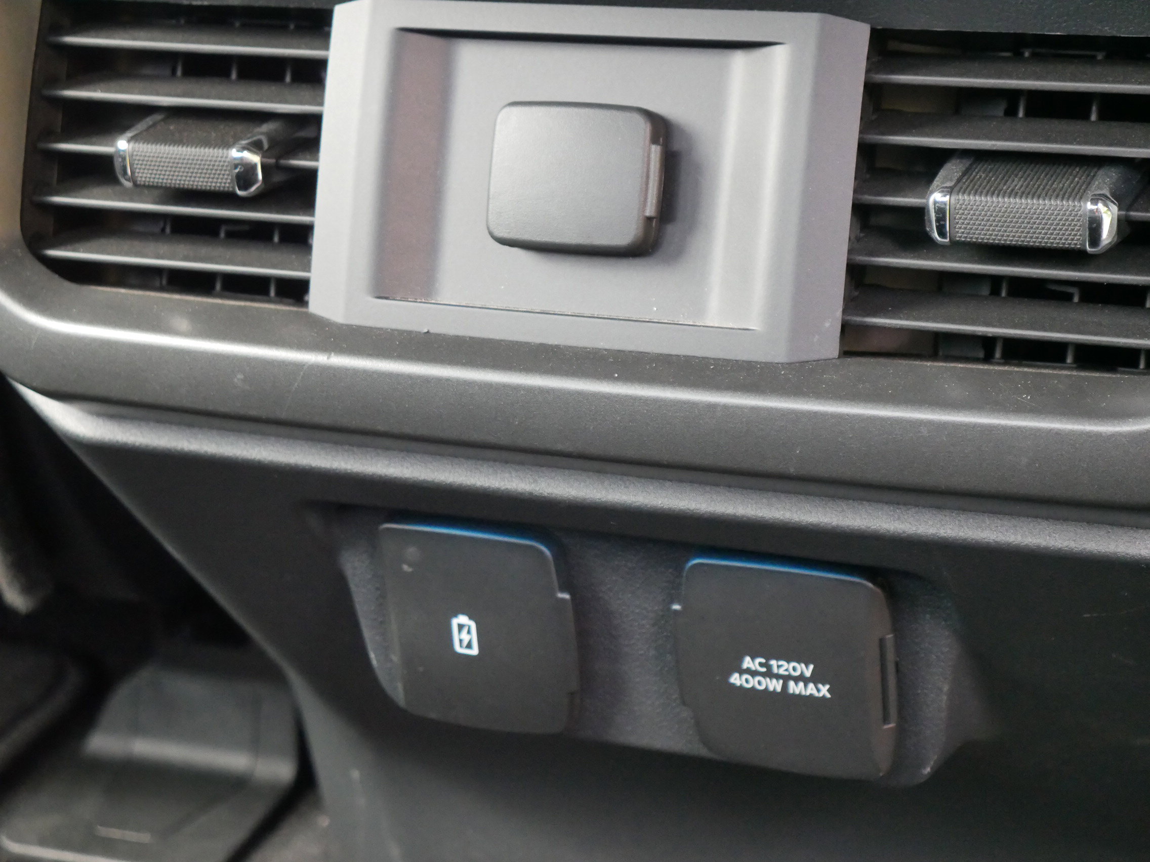 2024 Ford F-150 XLT photo 28