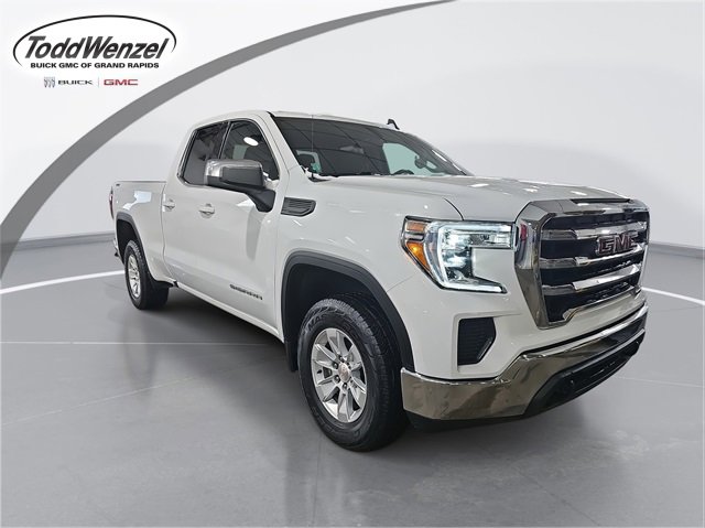 2021 GMC Sierra 1500 SLE's photo