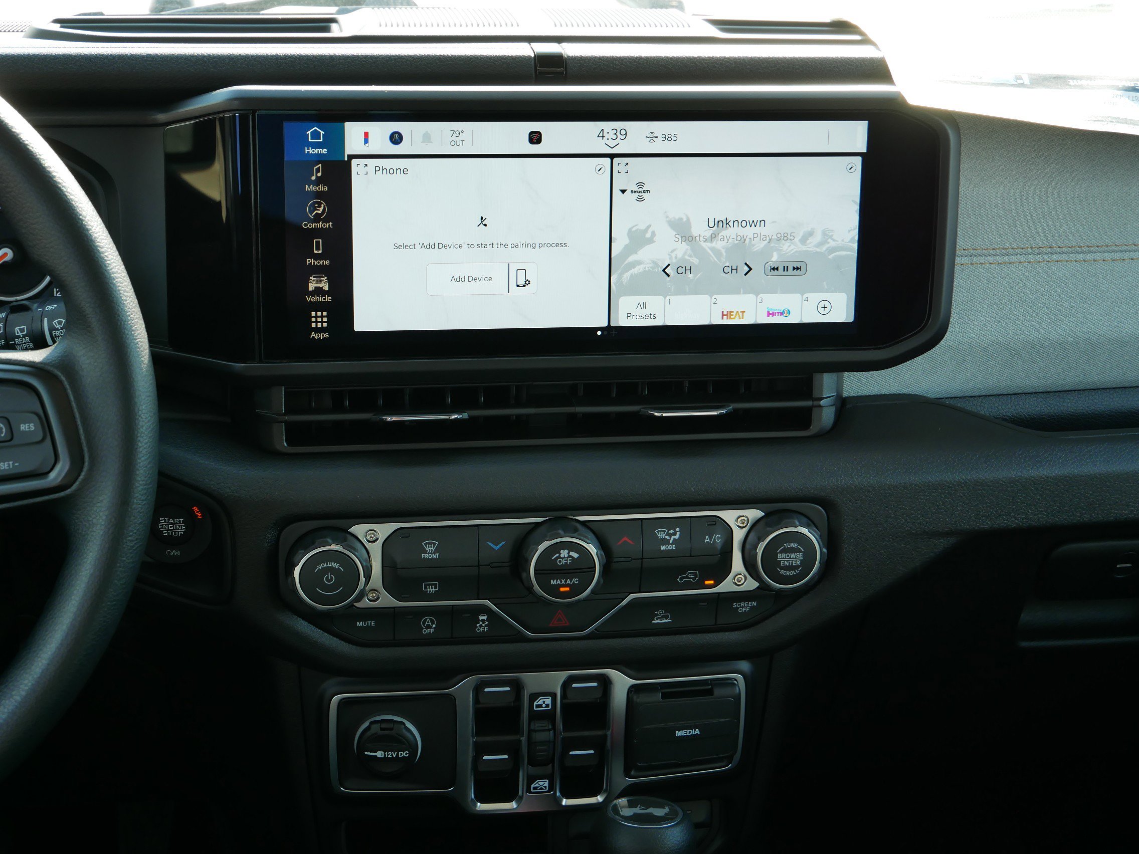 2025 Jeep Wrangler Sport photo 14