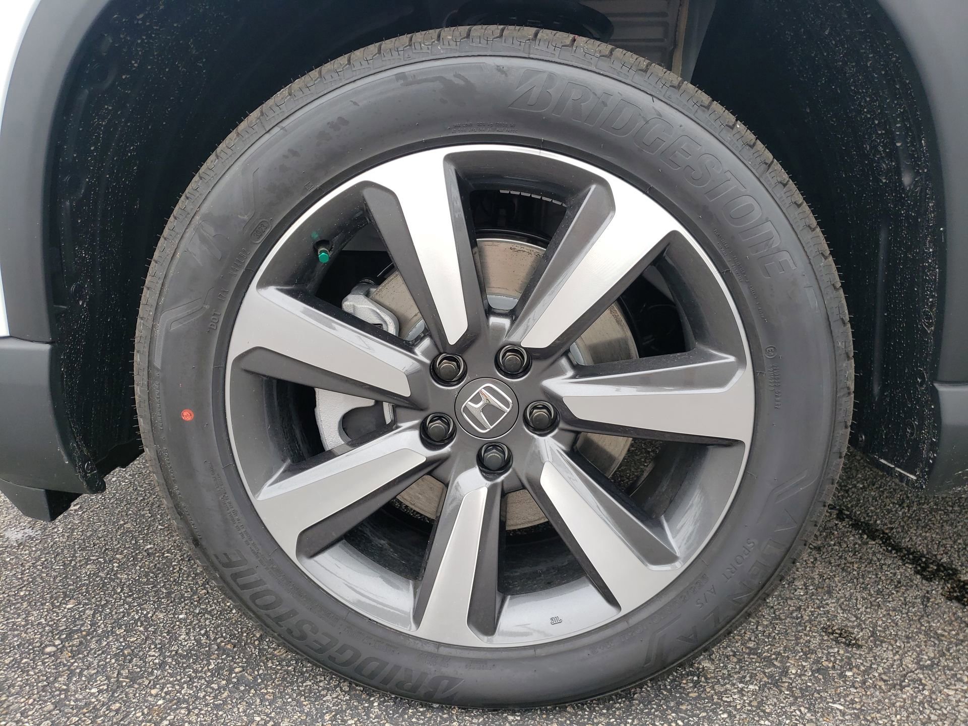 2025 Honda Pilot Touring photo 9