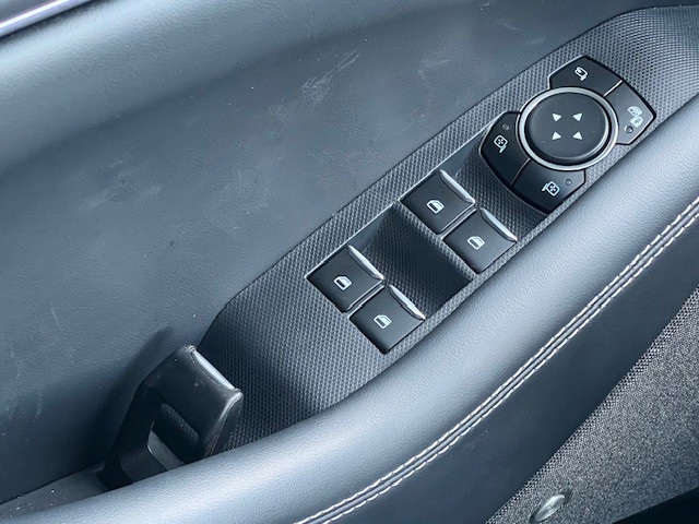 2024 Ford Mustang Mach-E Premium photo 31