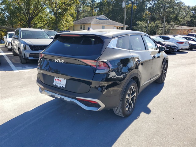 2023 Kia Sportage EX photo 2