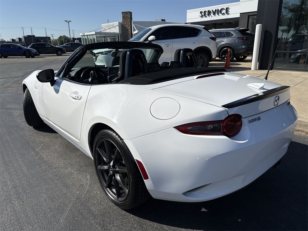 2016 Mazda MX-5 Miata Miata photo 9