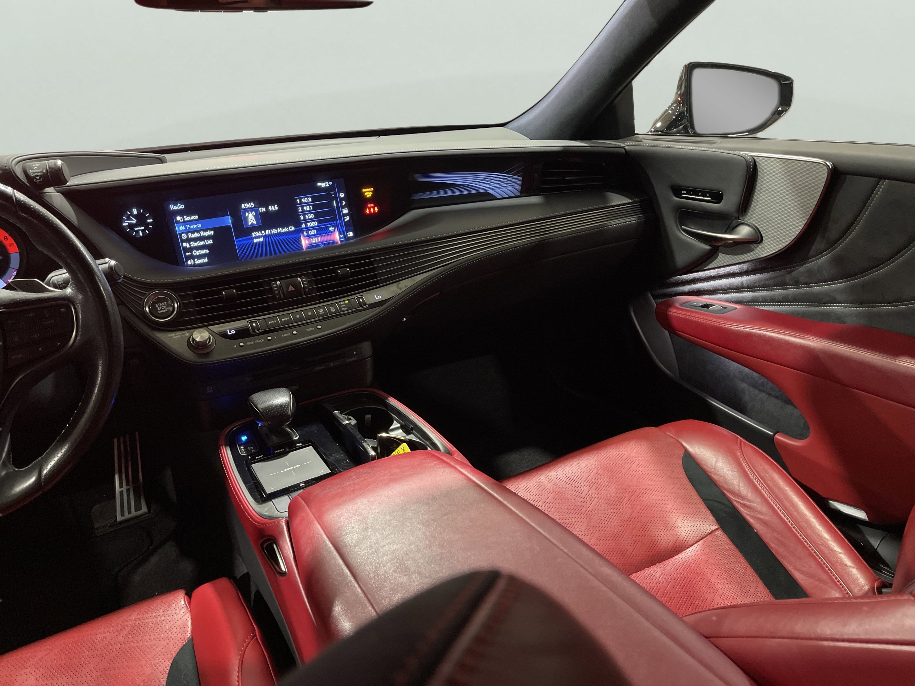 2018 Lexus LS 500 F SPORT photo 21