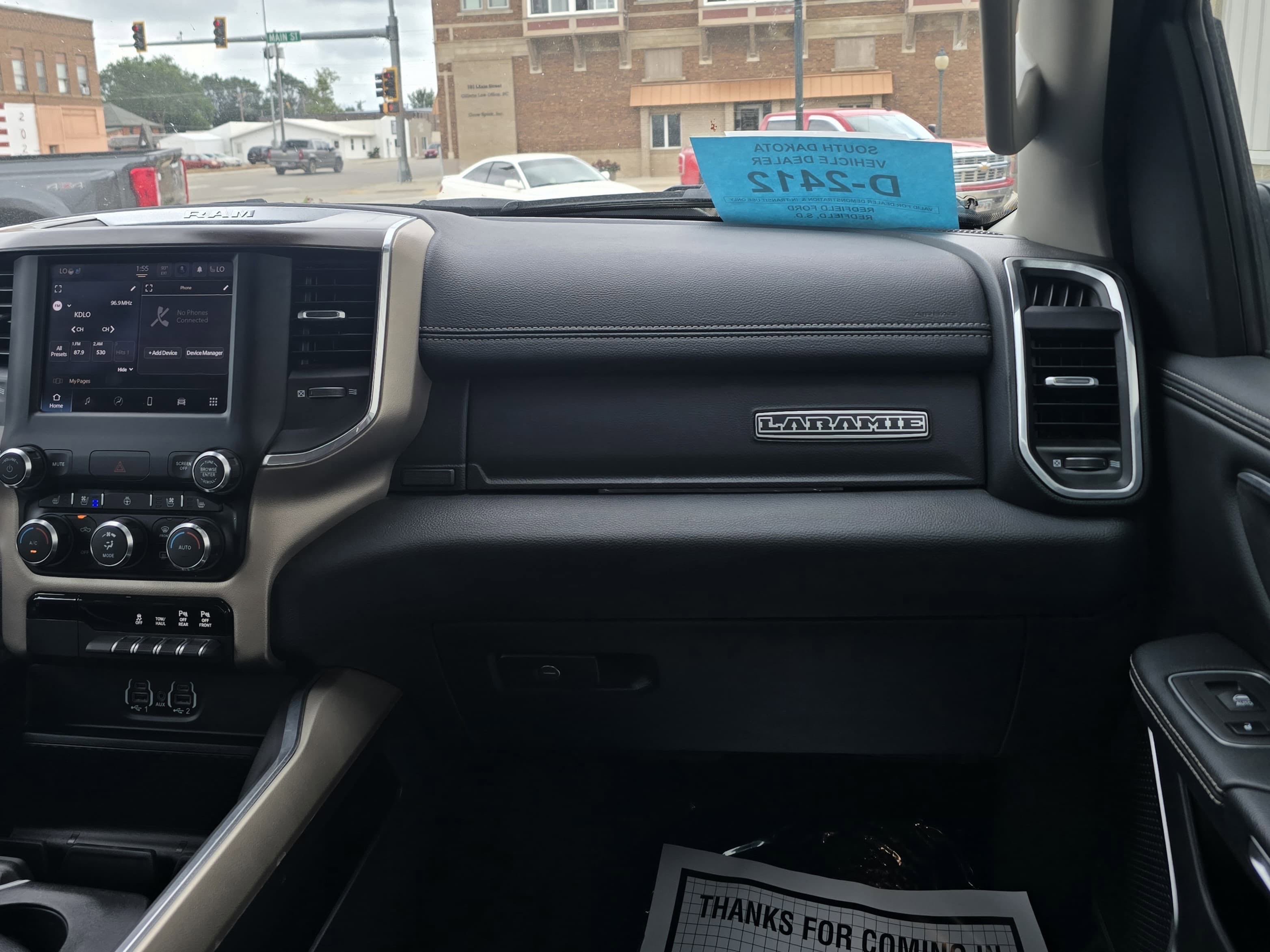 2022 Ram 1500 Laramie photo 14