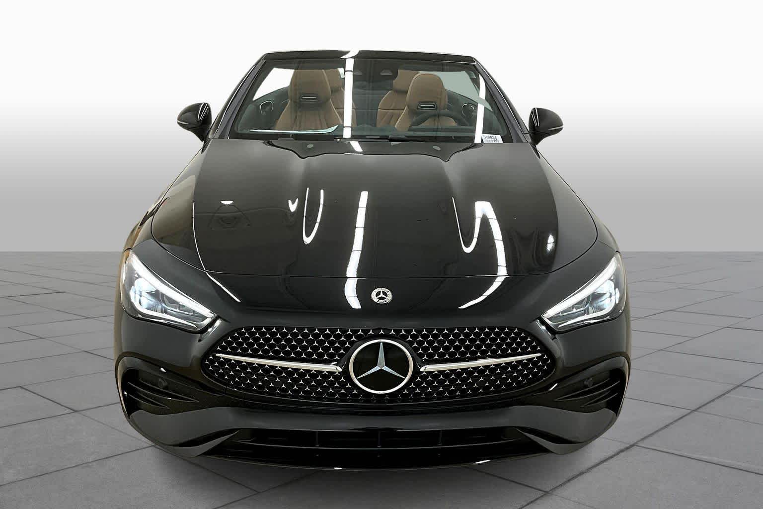 2026 Mercedes Benz CLE 300 4MATIC Cabriolet photo 3