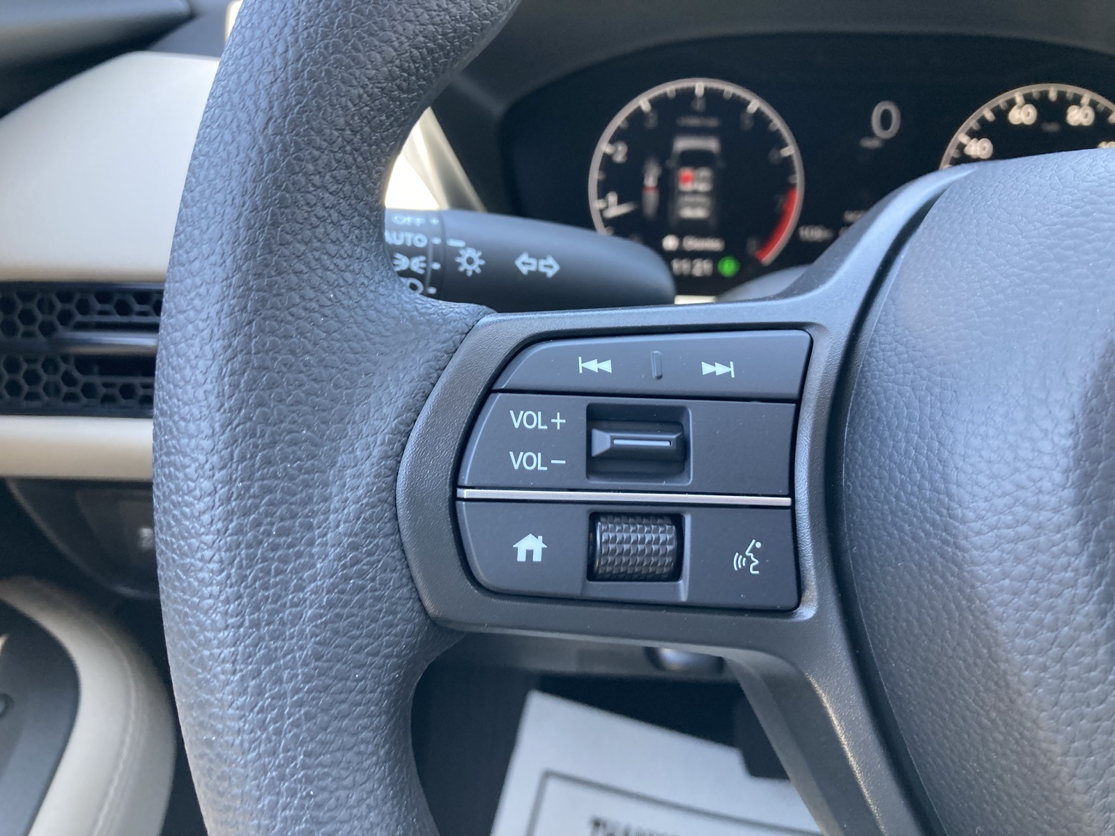 2026 Honda HR-V LX photo 17