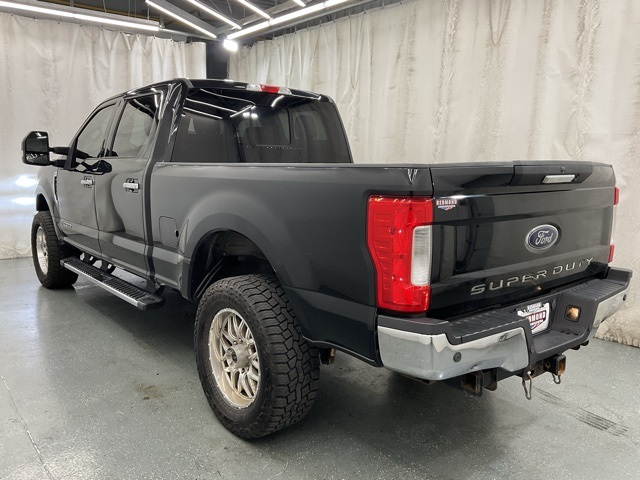 2017 Ford F-250 photo 5
