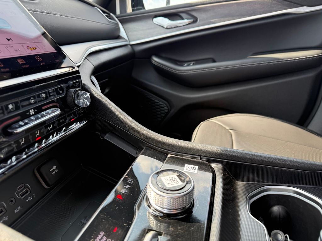 2025 Jeep Grand Cherokee Limited photo 22