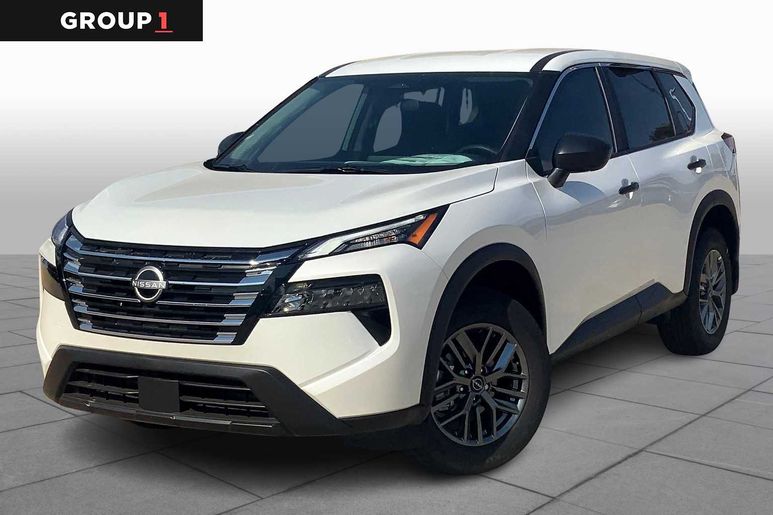 2025 Nissan Rogue S's photo