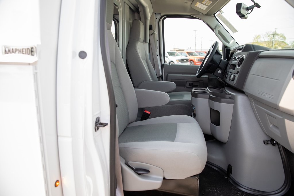 2026 Ford E-350 Base photo 33