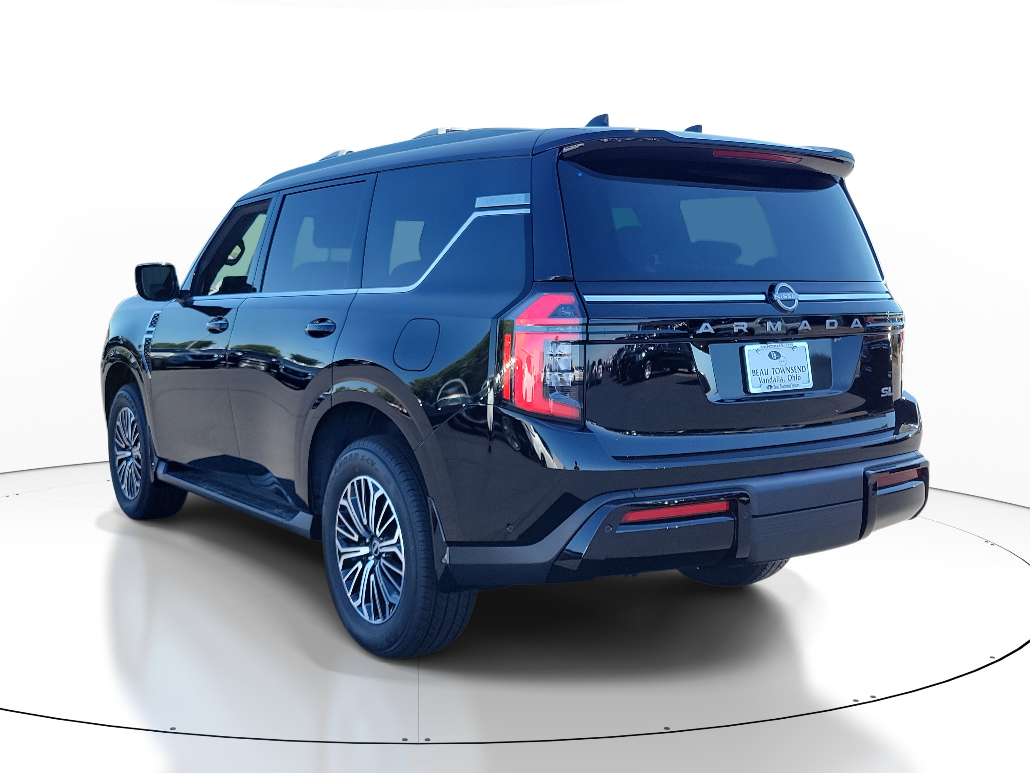2025 Nissan Armada SL photo 3