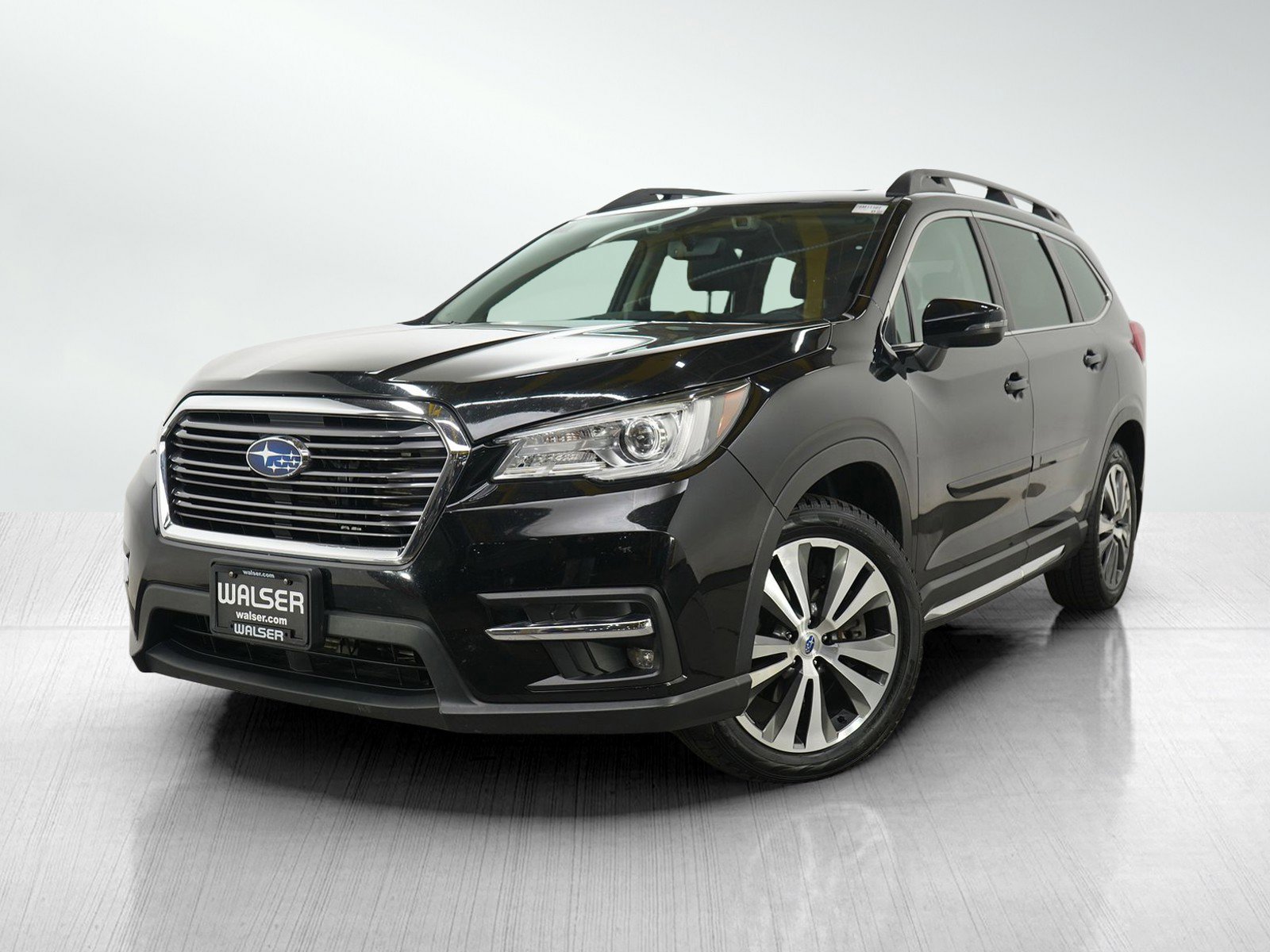 2019 Subaru Ascent Limited's photo
