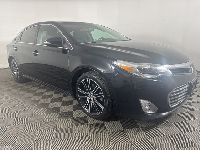 2015 Toyota Avalon XLE Touring's photo