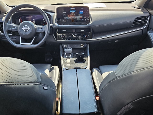 2023 Nissan Rogue Platinum photo 8