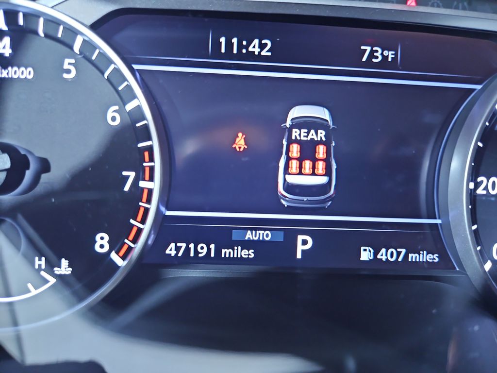 2024 Nissan Pathfinder SL photo 16