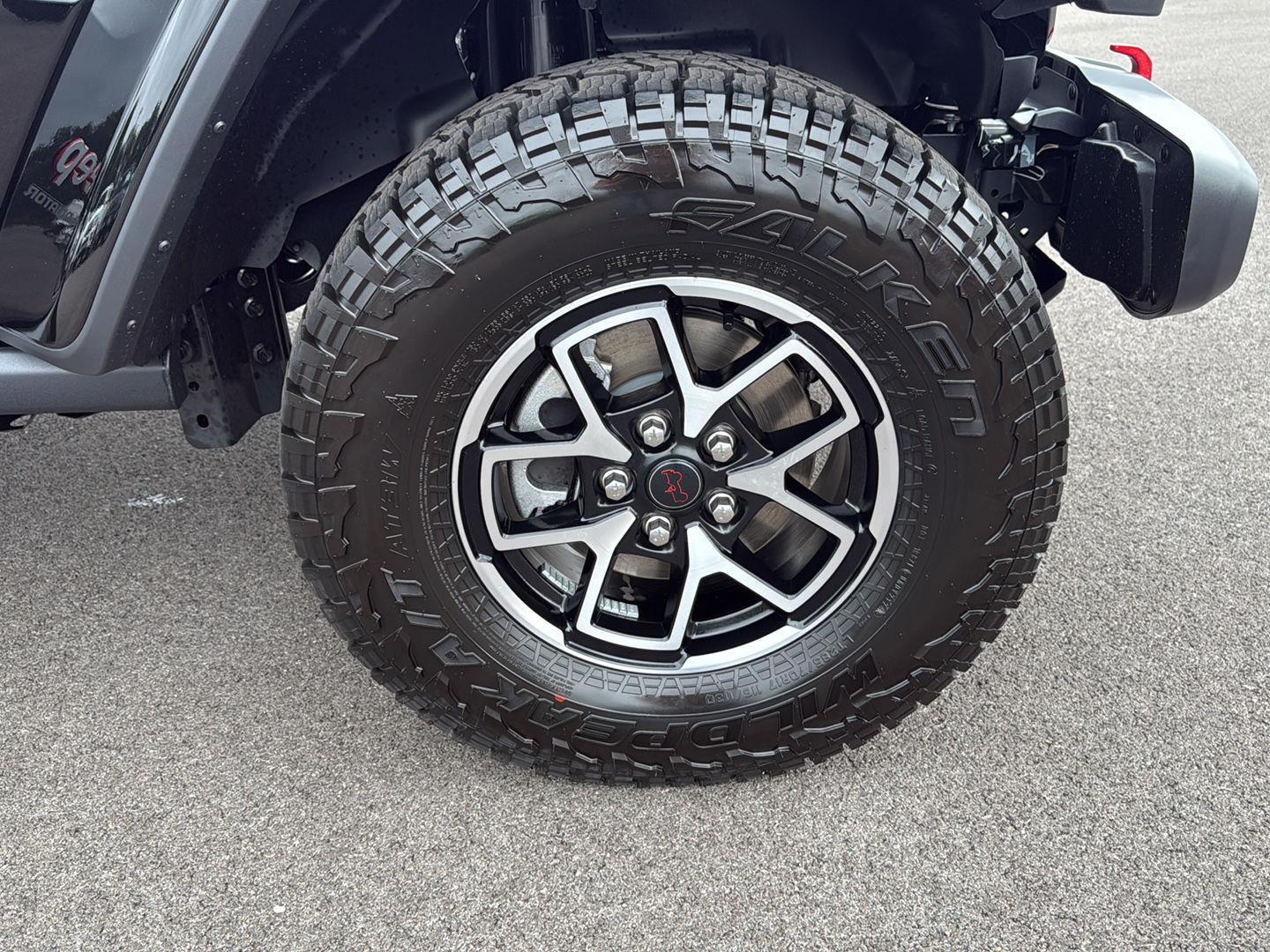 2025 Jeep Gladiator Rubicon photo 9