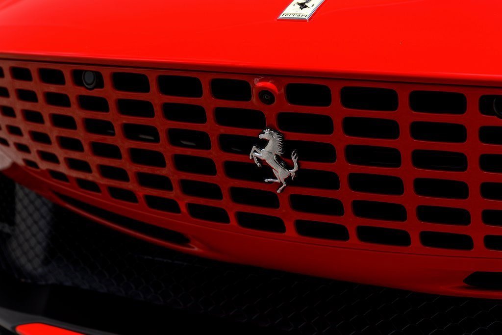 2025 Ferrari Roma Spider photo 36