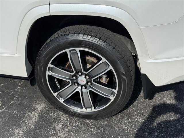 2017 Gmc Acadia Denali photo 4