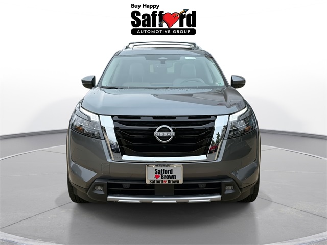 2025 Nissan Pathfinder SL photo 10