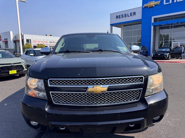 2013 Chevrolet Tahoe LTZ photo 2