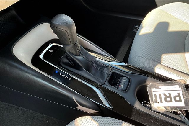 2021 Toyota Corolla LE photo 5