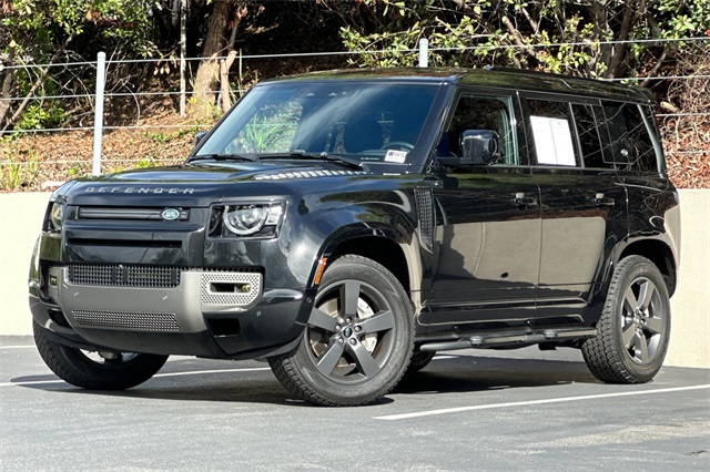 2022 Land Rover Defender X-Dynamic SE