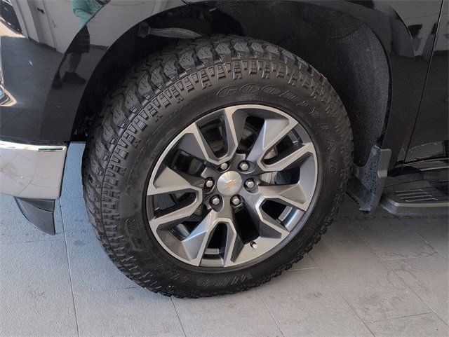 2022 Chevrolet Silverado 1500 LT photo 5