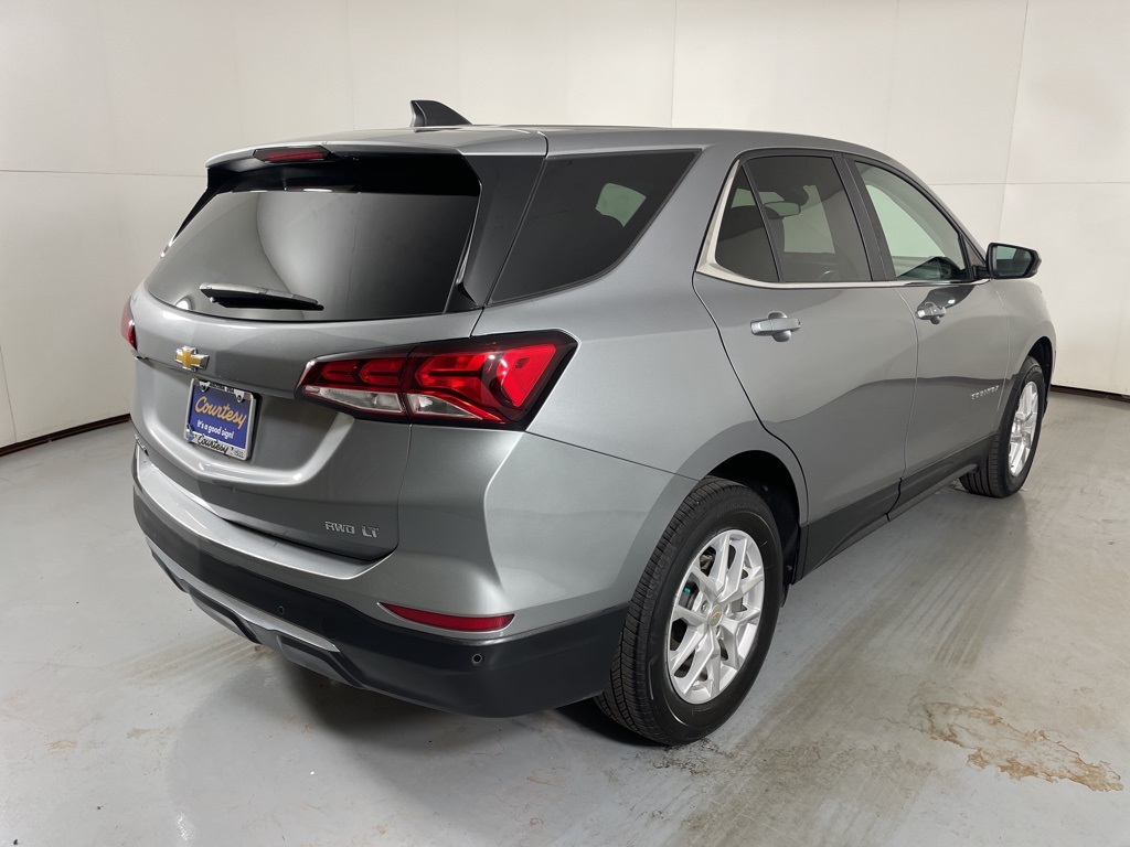 2024 Chevrolet Equinox LT photo 8