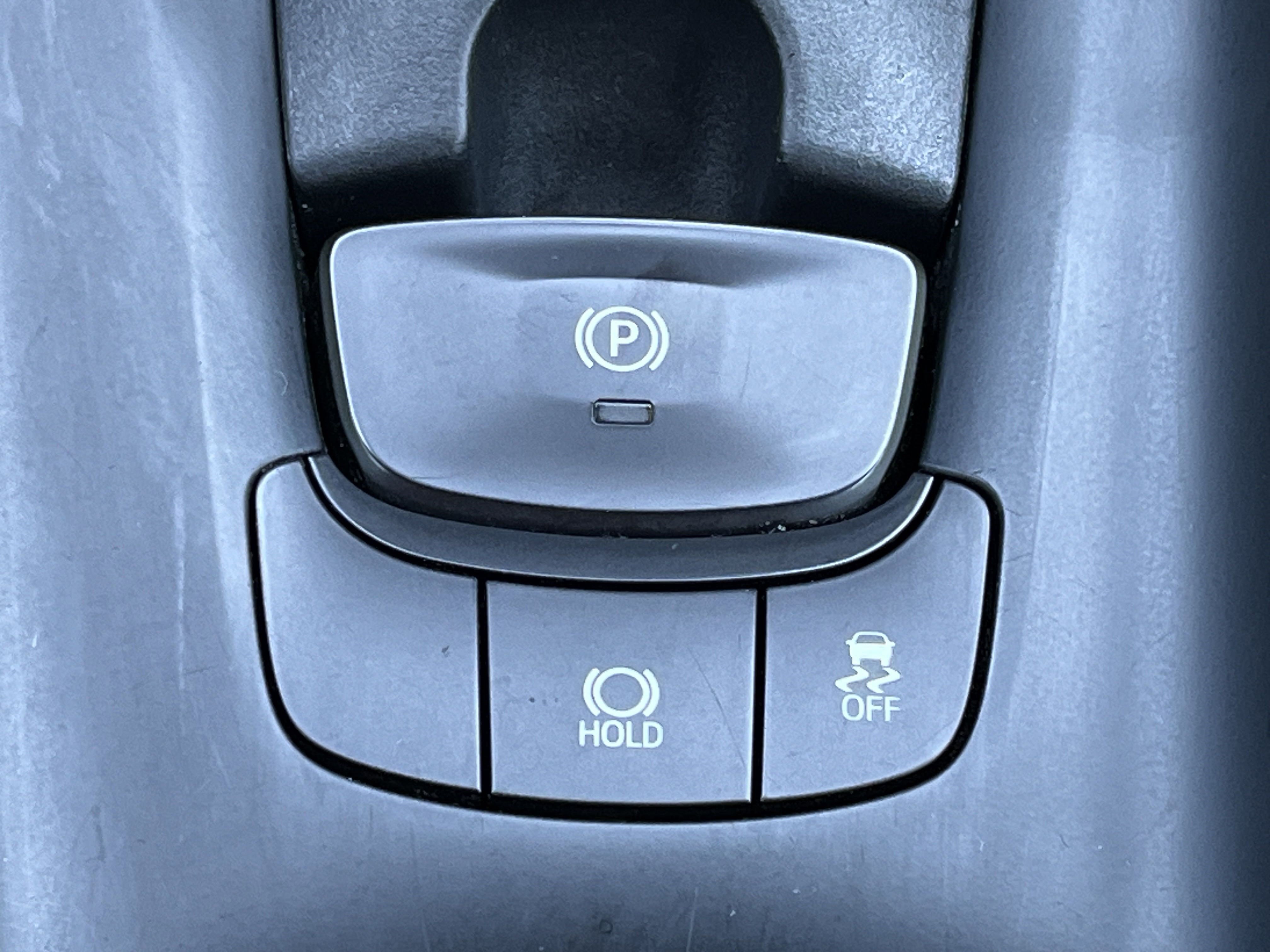 2018 Toyota C-HR XLE Premium photo 7