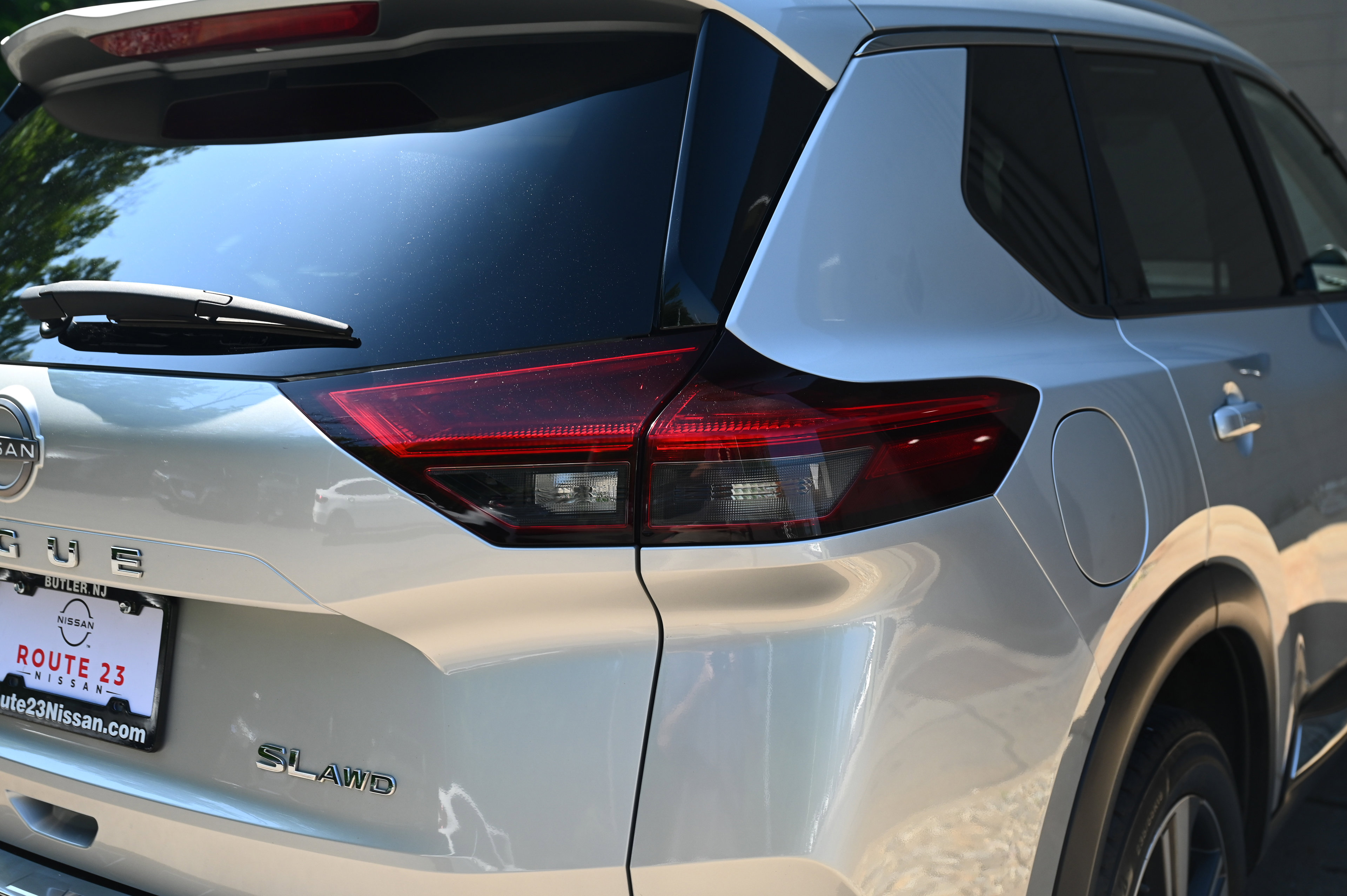 2022 Nissan Rogue SL photo 9