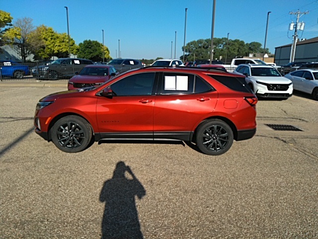 2022 Chevrolet Equinox RS photo 2