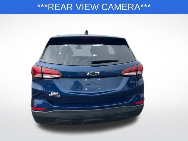 2023 Chevrolet Equinox LS photo 4