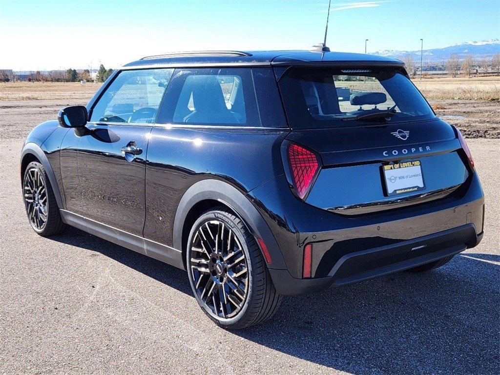 2025 Mini Cooper 2 Door Hardtop photo 5
