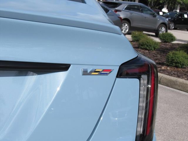 2026 Cadillac CT5 V photo 8