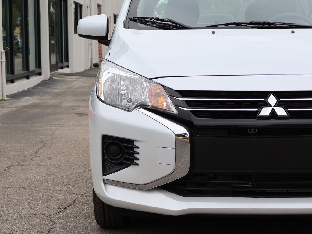 2024 Mitsubishi Mirage G4 ES photo 10