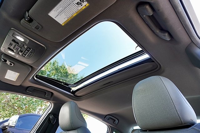 2019 Toyota Avalon Limited photo 14
