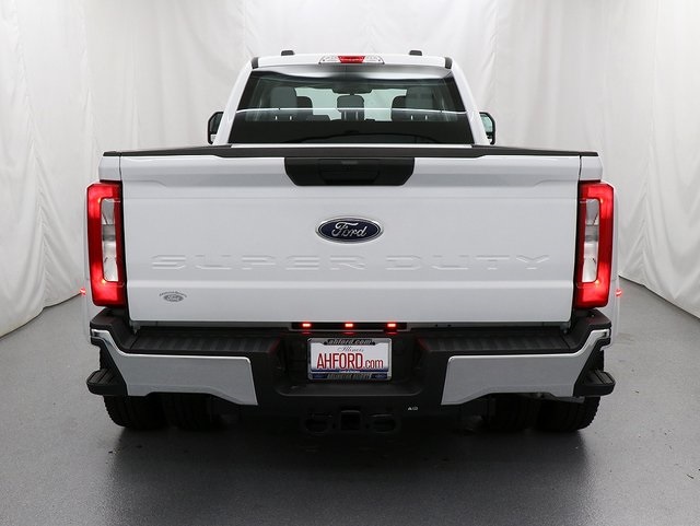 2025 Ford F-350 XL photo 8
