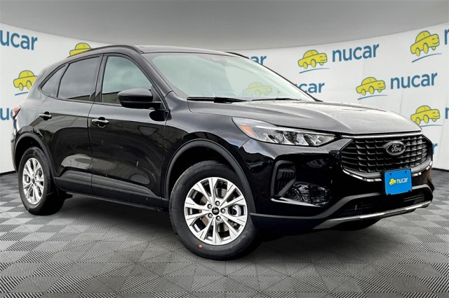 New 2025 Ford Escape Active
