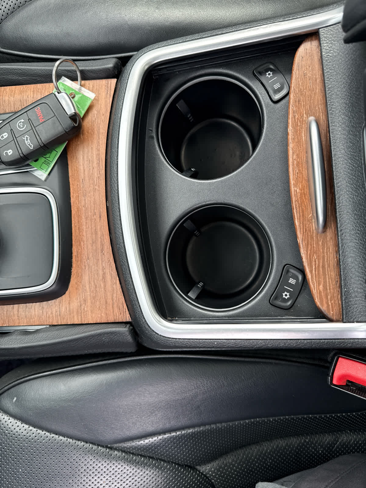 2015 Chrysler 300 Platinum photo 16