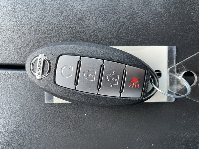 2021 Nissan Rogue SV photo 16