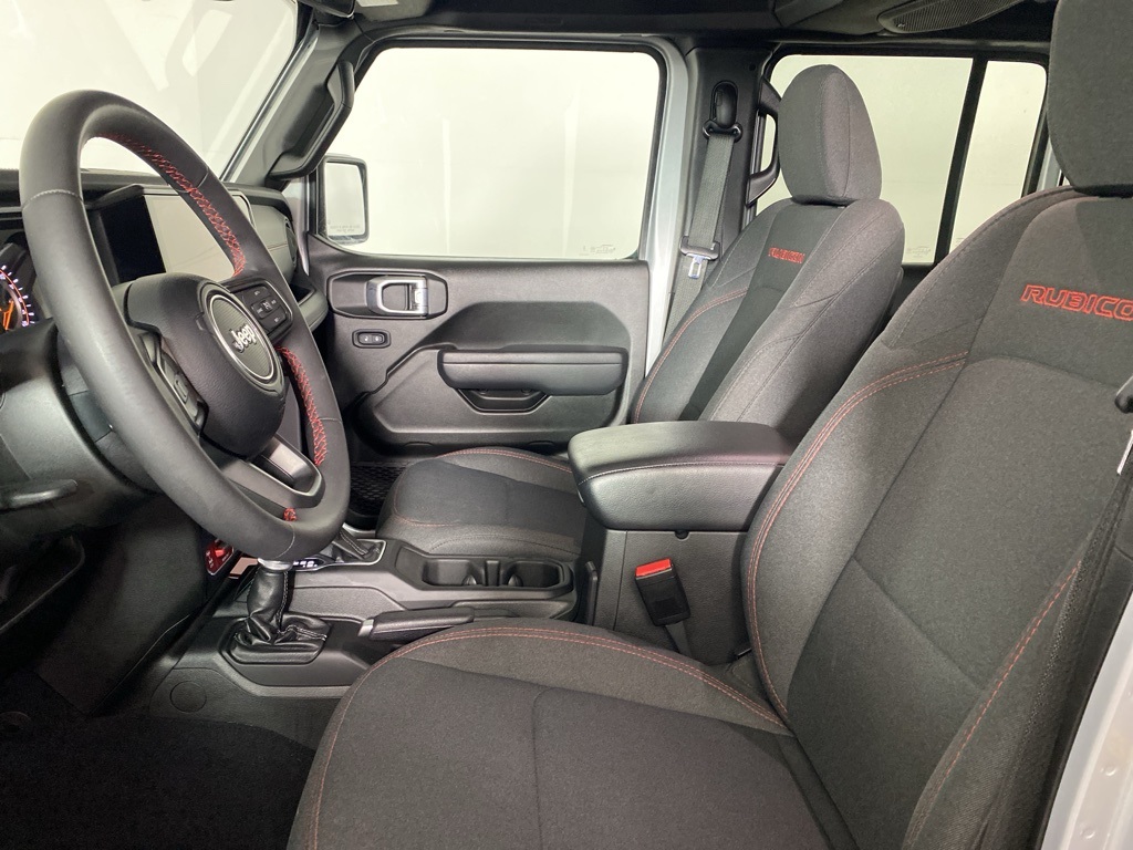 2024 Jeep Wrangler Rubicon photo 10
