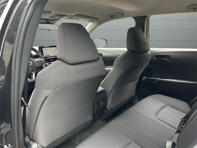2024 Toyota Corolla Cross LE photo 22