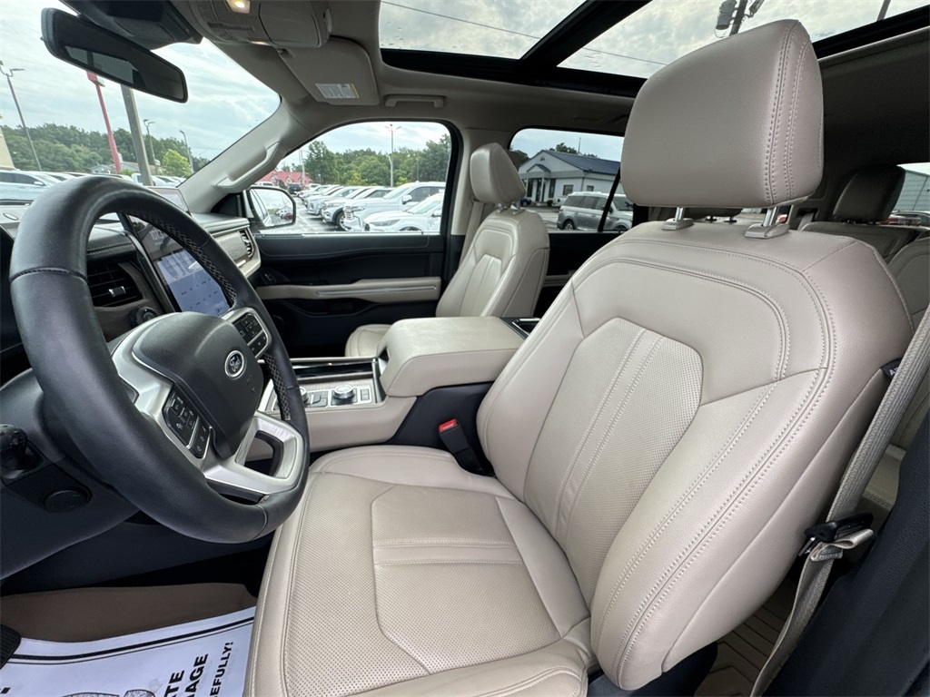 2024 Ford Expedition Limited photo 11