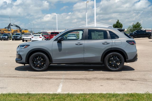 2026 Honda HR-V Sport photo 3