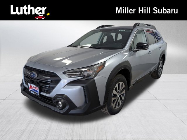 2025 Subaru Outback Premium's photo