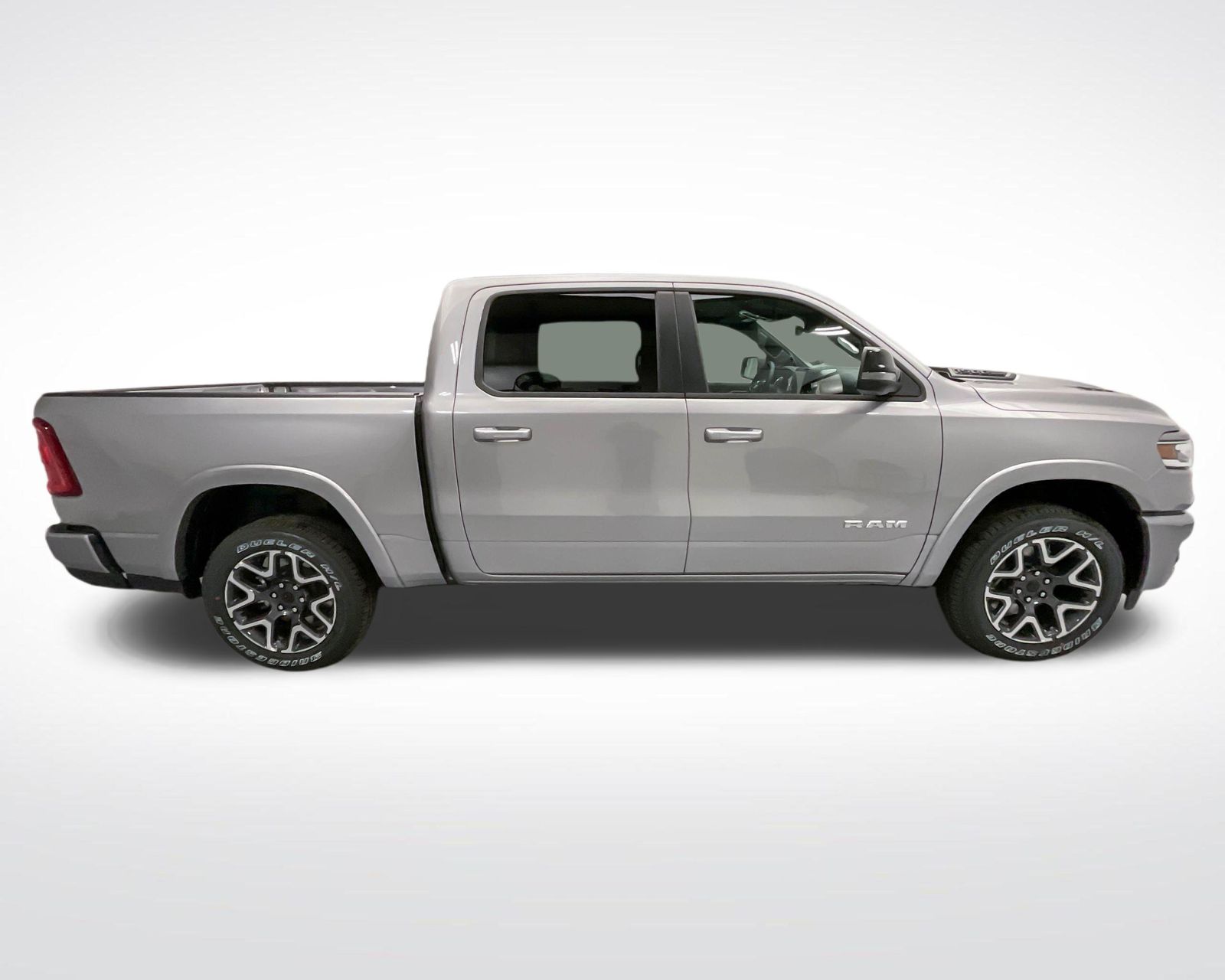 2025 Ram 1500 Laramie photo 4